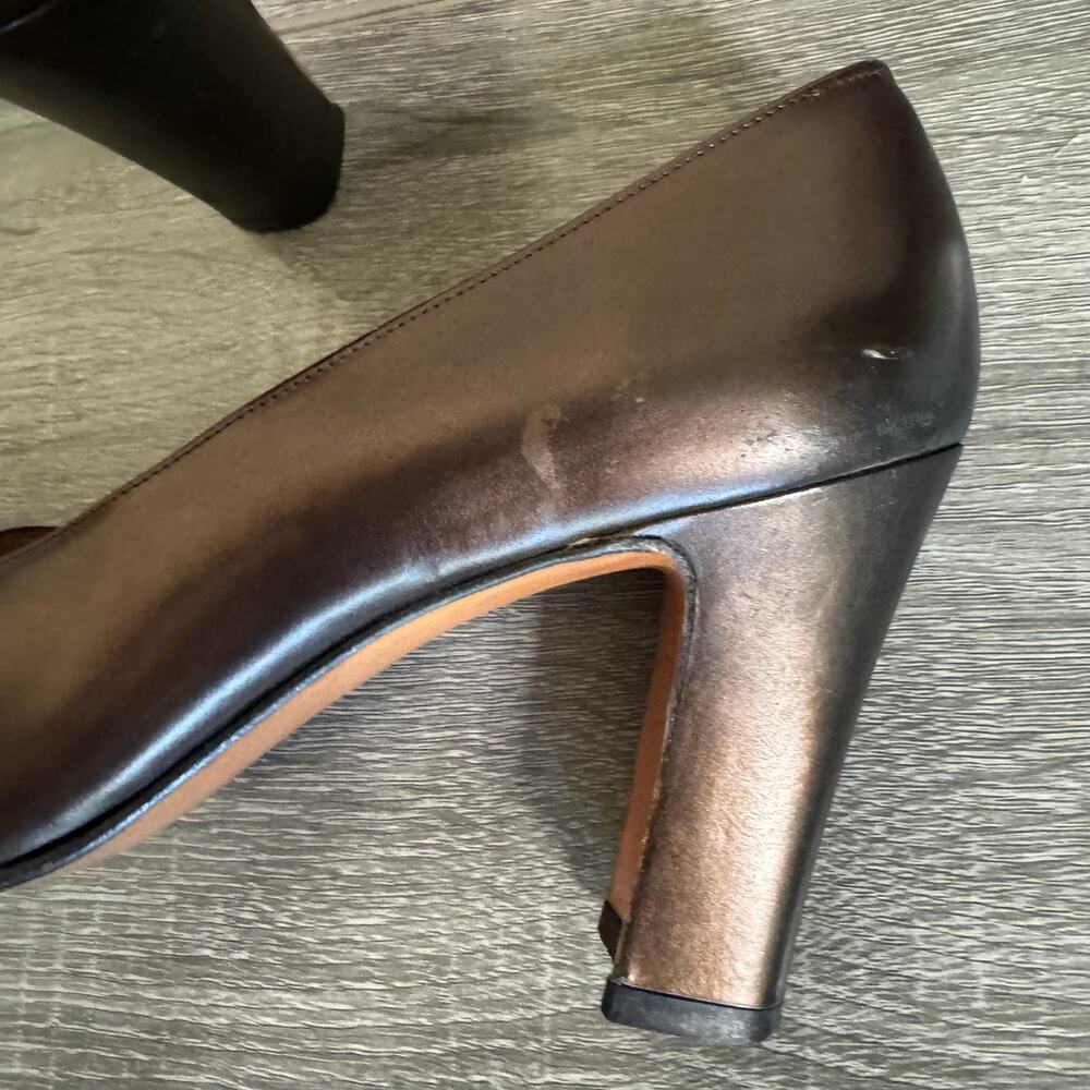 Salvatore Ferragamo Size 7 Bronze Metallic Block Heel Pumps Made in Italy - Picture 10 of 15